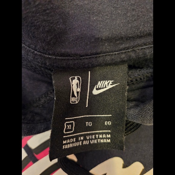 Miami Heat Hoodie XL Navy Nike Vice City Edition Essential Logo Pullover NBA - Picture 6 of 9